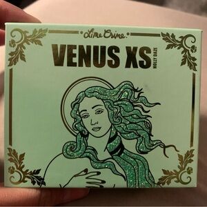 Lime Crime Venus XS Holly Daze